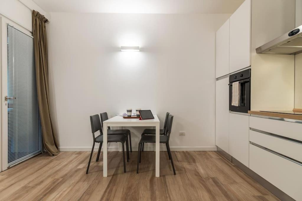 Mora Flexyrent A.C. - Colonne Apartment Milan Exterior photo